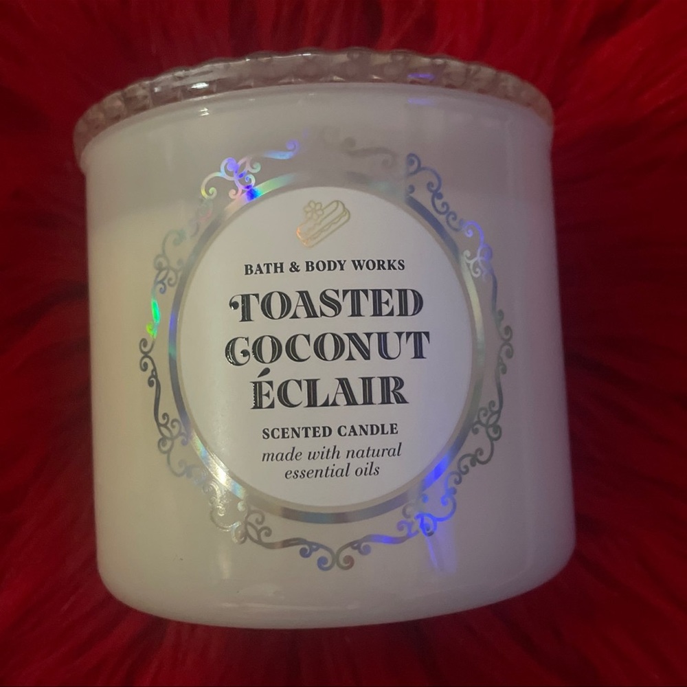 BBW TOASTED COCONUT ECLAIR 3 WICK CANDLE